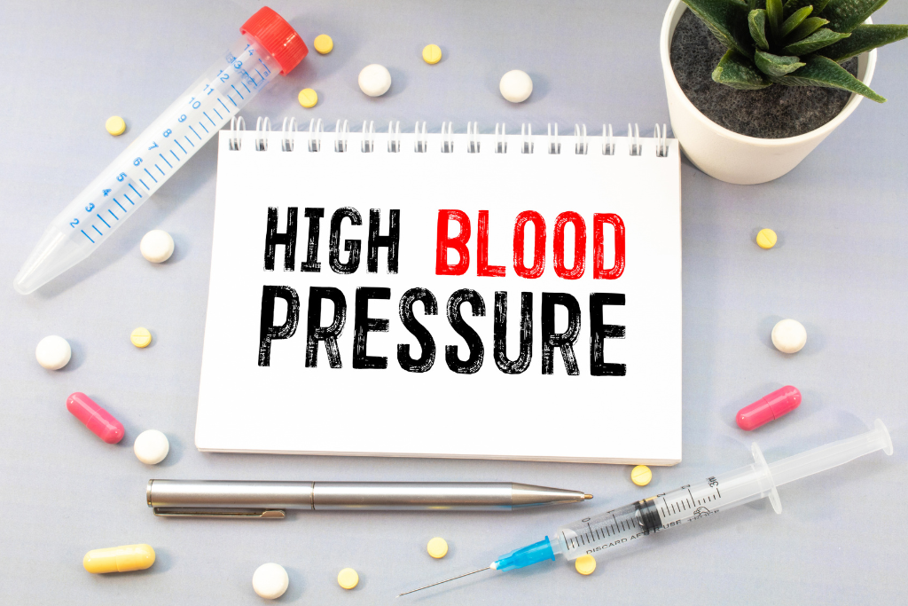 High Blood Pressure: Symptoms, Causes, & When it Becomes an Emergency